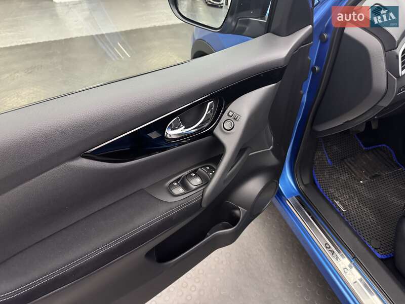Внедорожник / Кроссовер Nissan Qashqai 2020 в Киеве
