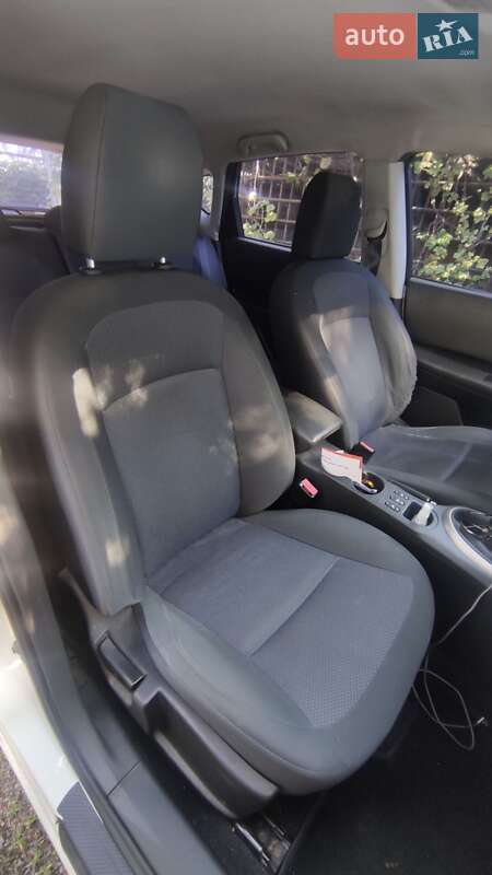 Позашляховик / Кросовер Nissan Qashqai 2011 в Києві