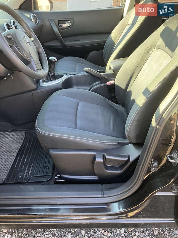 Внедорожник / Кроссовер Nissan Qashqai 2010 в Гайсине