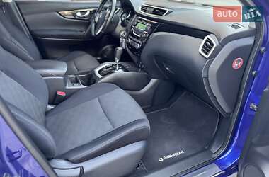 Внедорожник / Кроссовер Nissan Qashqai 2017 в 