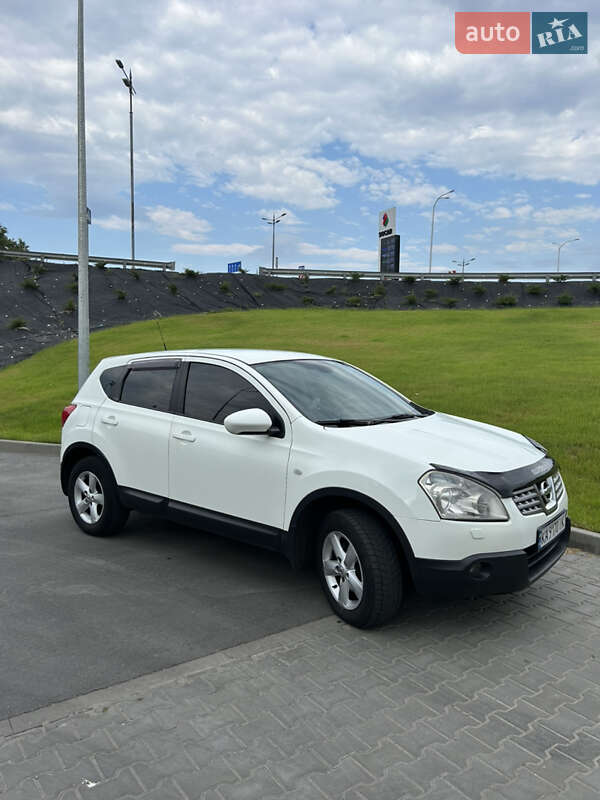 Внедорожник / Кроссовер Nissan Qashqai 2010 в Киеве