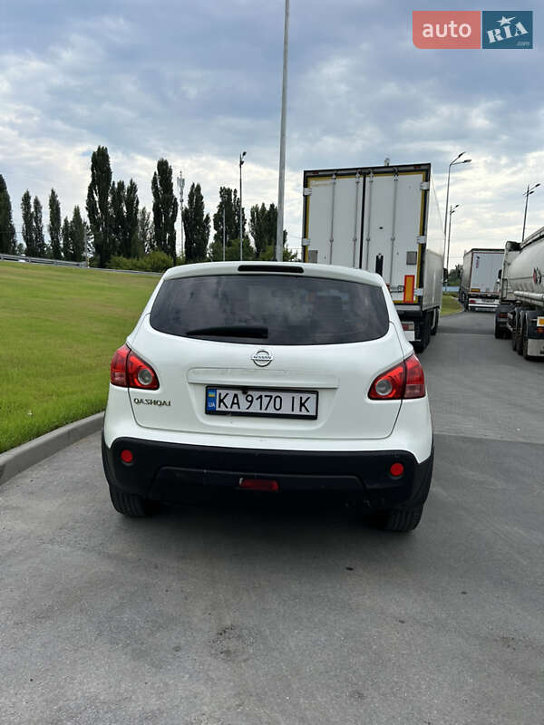 Внедорожник / Кроссовер Nissan Qashqai 2010 в Киеве
