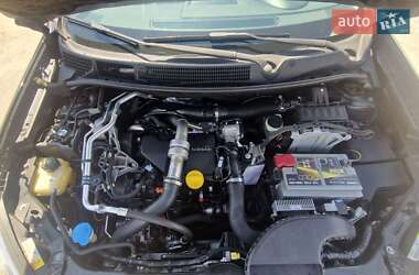 Позашляховик / Кросовер Nissan Qashqai 2011 в 