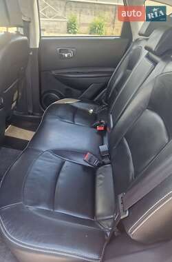 Позашляховик / Кросовер Nissan Qashqai 2011 в 