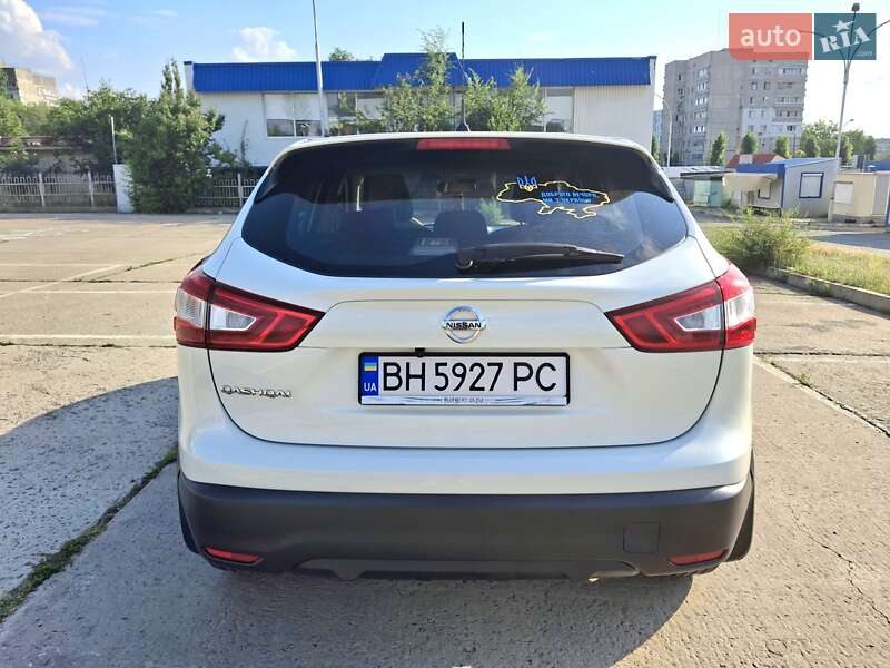 Внедорожник / Кроссовер Nissan Qashqai 2016 в Южноукраинске