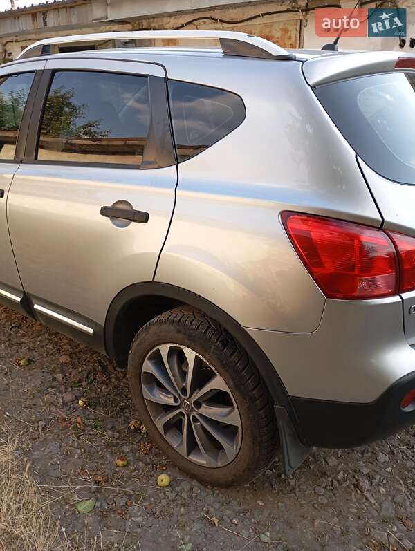 Внедорожник / Кроссовер Nissan Qashqai 2008 в Желтых Водах