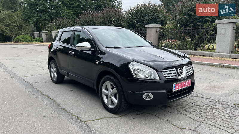 Внедорожник / Кроссовер Nissan Qashqai 2010 в Умани