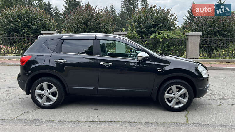 Внедорожник / Кроссовер Nissan Qashqai 2010 в Умани