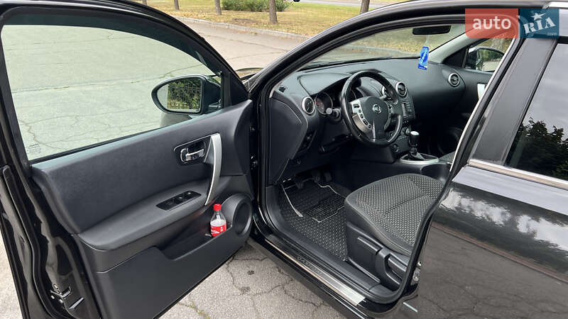 Внедорожник / Кроссовер Nissan Qashqai 2010 в Умани