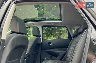 Внедорожник / Кроссовер Nissan Qashqai 2010 в 