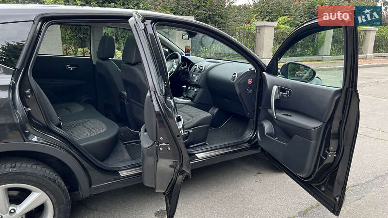 Внедорожник / Кроссовер Nissan Qashqai 2010 в Умани