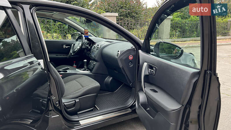 Внедорожник / Кроссовер Nissan Qashqai 2010 в Умани