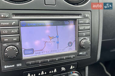 Внедорожник / Кроссовер Nissan Qashqai 2010 в 