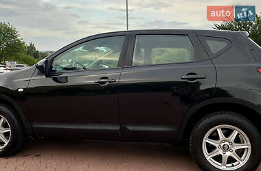 Внедорожник / Кроссовер Nissan Qashqai 2009 в 