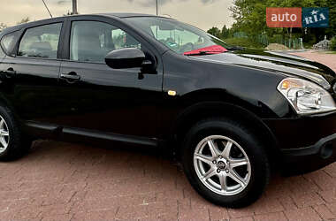 Внедорожник / Кроссовер Nissan Qashqai 2009 в 