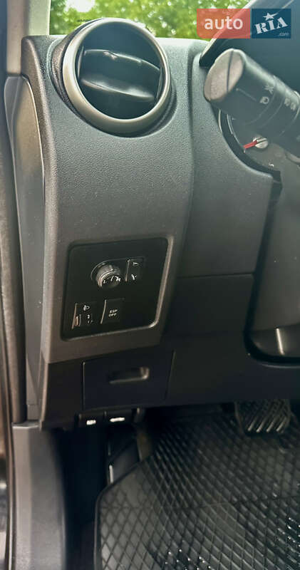 Позашляховик / Кросовер Nissan Qashqai 2009 в Трускавці