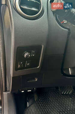 Внедорожник / Кроссовер Nissan Qashqai 2009 в 