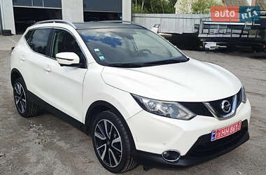 Позашляховик / Кросовер Nissan Qashqai 2015 в Полтаві