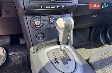 Внедорожник / Кроссовер Nissan Qashqai 2008 в 