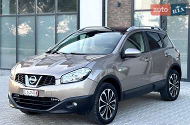Внедорожник / Кроссовер Nissan Qashqai 2012 в 