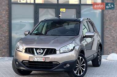 Внедорожник / Кроссовер Nissan Qashqai 2012 в 