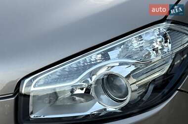 Внедорожник / Кроссовер Nissan Qashqai 2012 в 