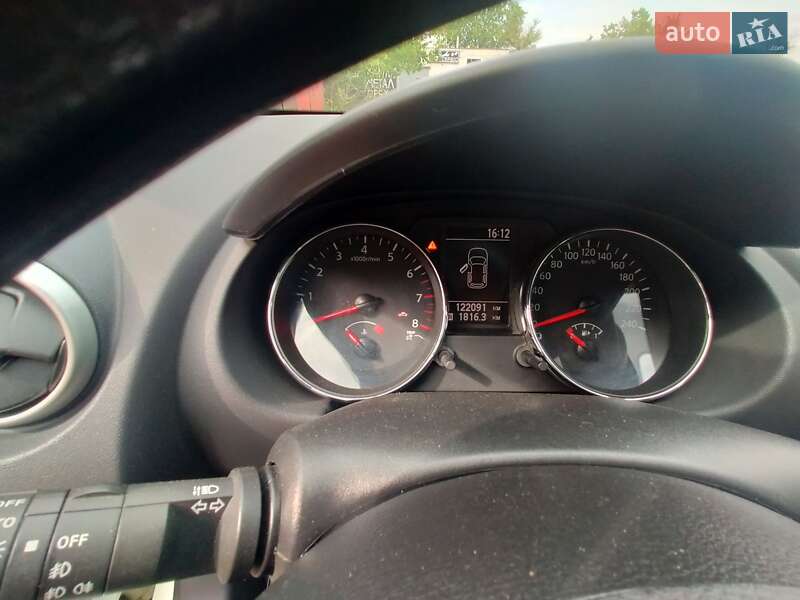 Внедорожник / Кроссовер Nissan Qashqai 2011 в Кременчуге