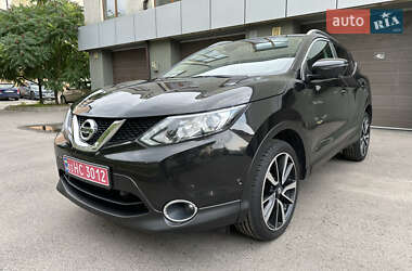Внедорожник / Кроссовер Nissan Qashqai 2017 в Ровно