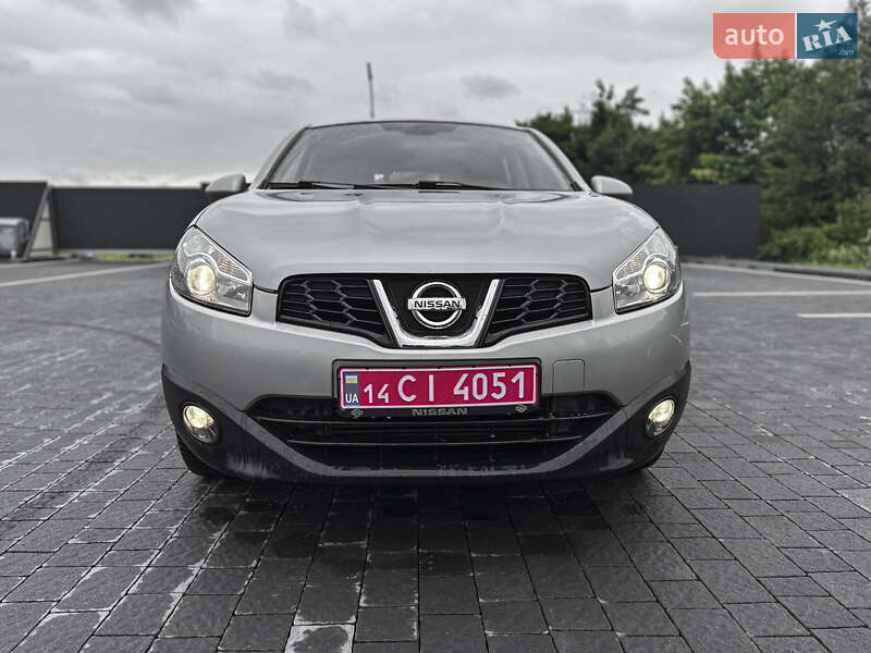 Внедорожник / Кроссовер Nissan Qashqai 2013 в Самборе