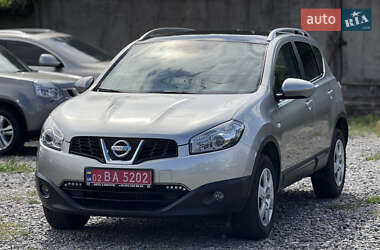Позашляховик / Кросовер Nissan Qashqai 2010 в Вінниці