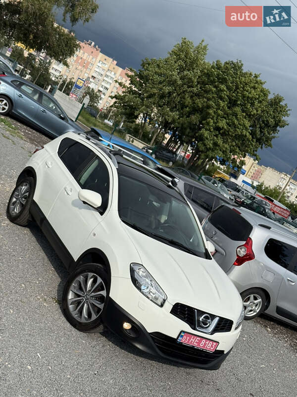 Внедорожник / Кроссовер Nissan Qashqai 2012 в Ровно