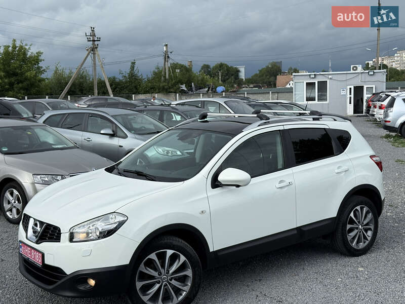 Внедорожник / Кроссовер Nissan Qashqai 2012 в Ровно