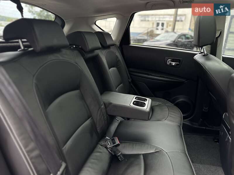 Внедорожник / Кроссовер Nissan Qashqai 2011 в Ивано-Франковске