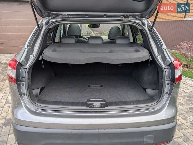 Внедорожник / Кроссовер Nissan Qashqai 2014 в Виннице