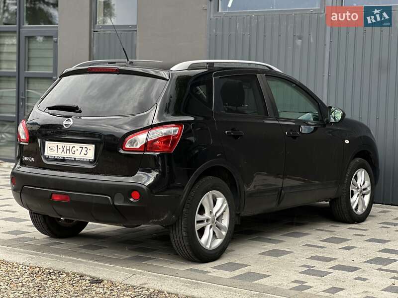Внедорожник / Кроссовер Nissan Qashqai 2011 в Ивано-Франковске