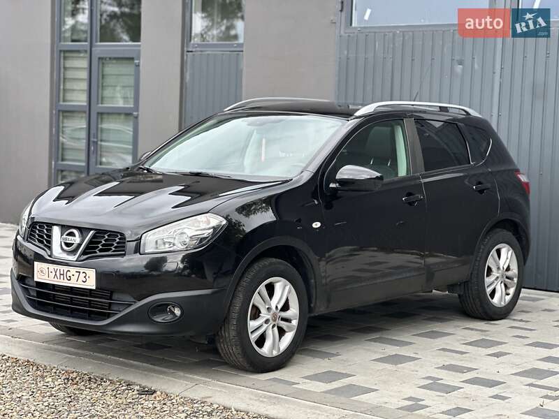 Внедорожник / Кроссовер Nissan Qashqai 2011 в Ивано-Франковске