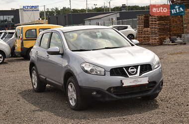Внедорожник / Кроссовер Nissan Qashqai 2012 в 