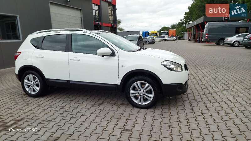 Внедорожник / Кроссовер Nissan Qashqai 2012 в Новоселице