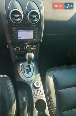 Внедорожник / Кроссовер Nissan Qashqai 2013 в 