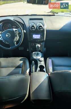 Внедорожник / Кроссовер Nissan Qashqai 2013 в 