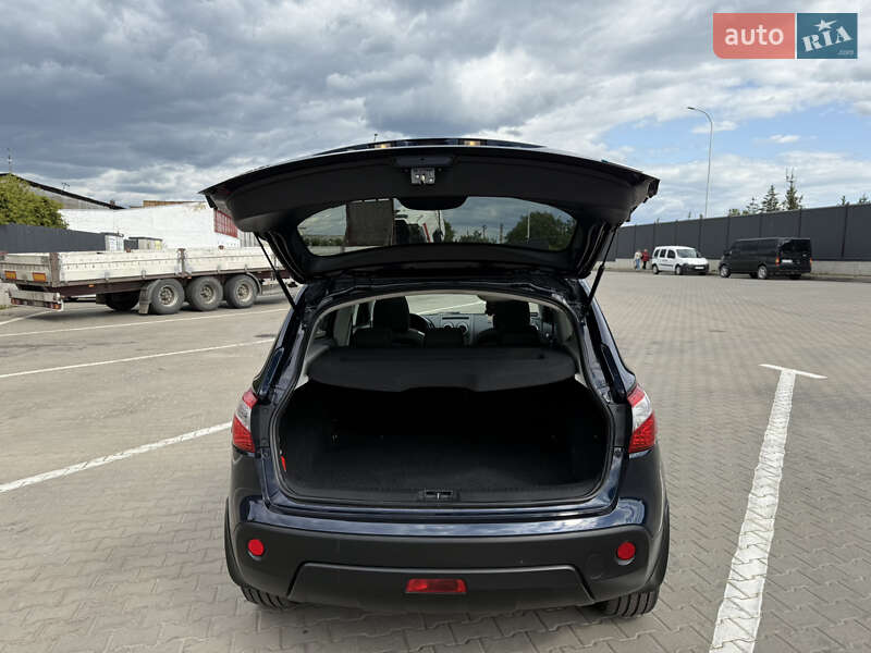 Внедорожник / Кроссовер Nissan Qashqai 2011 в Луцке