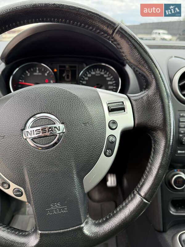 Внедорожник / Кроссовер Nissan Qashqai 2011 в Луцке