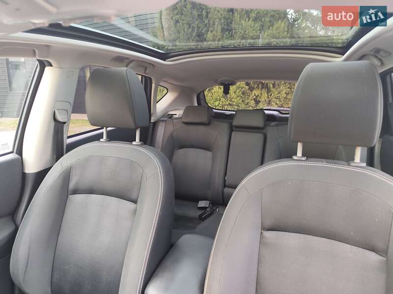 Позашляховик / Кросовер Nissan Qashqai 2011 в Звягелі