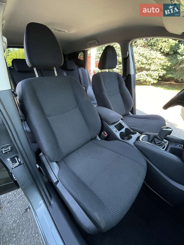 Внедорожник / Кроссовер Nissan Qashqai 2019 в Днепре