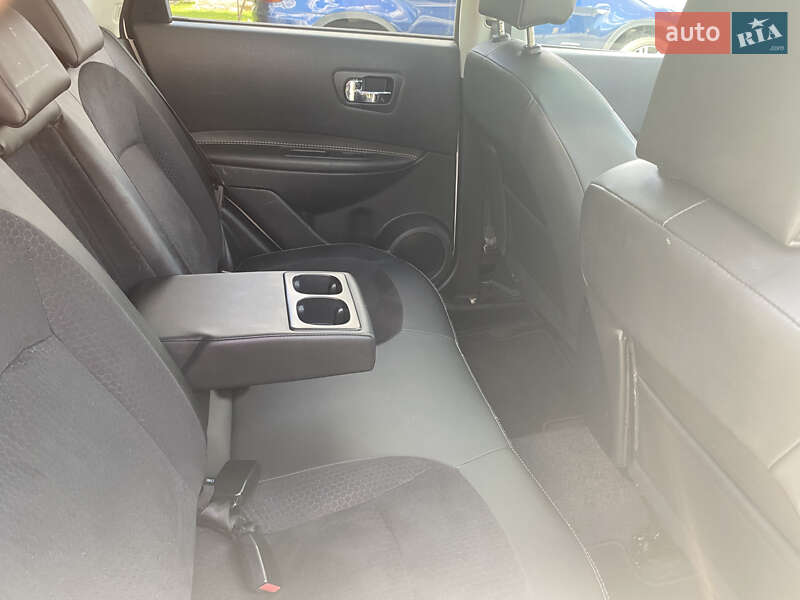 Внедорожник / Кроссовер Nissan Qashqai 2013 в Нововолынске