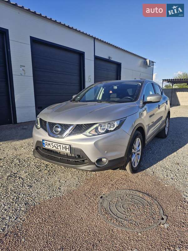Внедорожник / Кроссовер Nissan Qashqai 2014 в Житомире