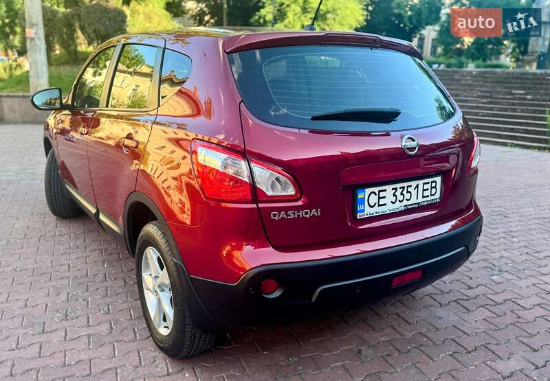 Внедорожник / Кроссовер Nissan Qashqai 2012 в Черновцах