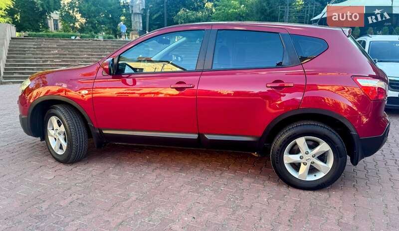 Внедорожник / Кроссовер Nissan Qashqai 2012 в Черновцах