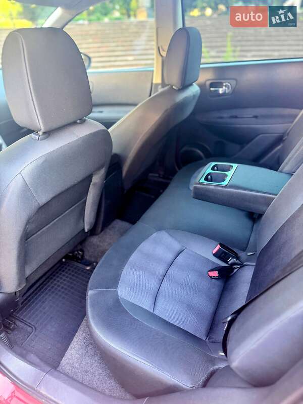 Внедорожник / Кроссовер Nissan Qashqai 2012 в Черновцах