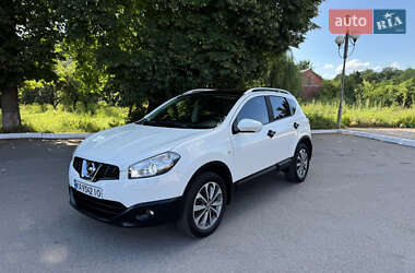Позашляховик / Кросовер Nissan Qashqai 2010 в Хмільнику